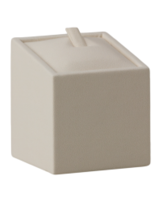 AD9