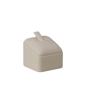 AD9